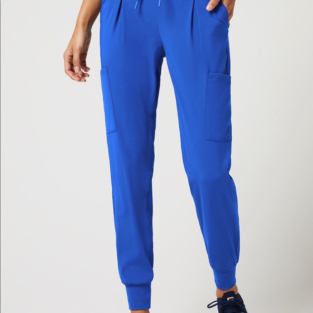 Jaanuu srub bottoms
